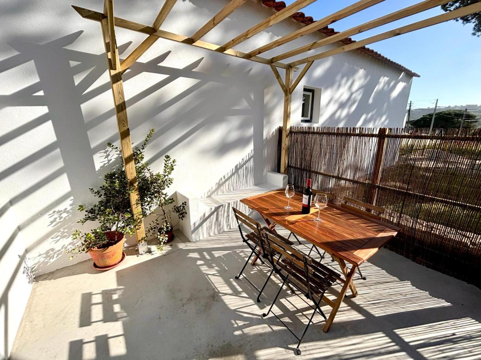 Pine & Apple Beach House Colares Exterior foto