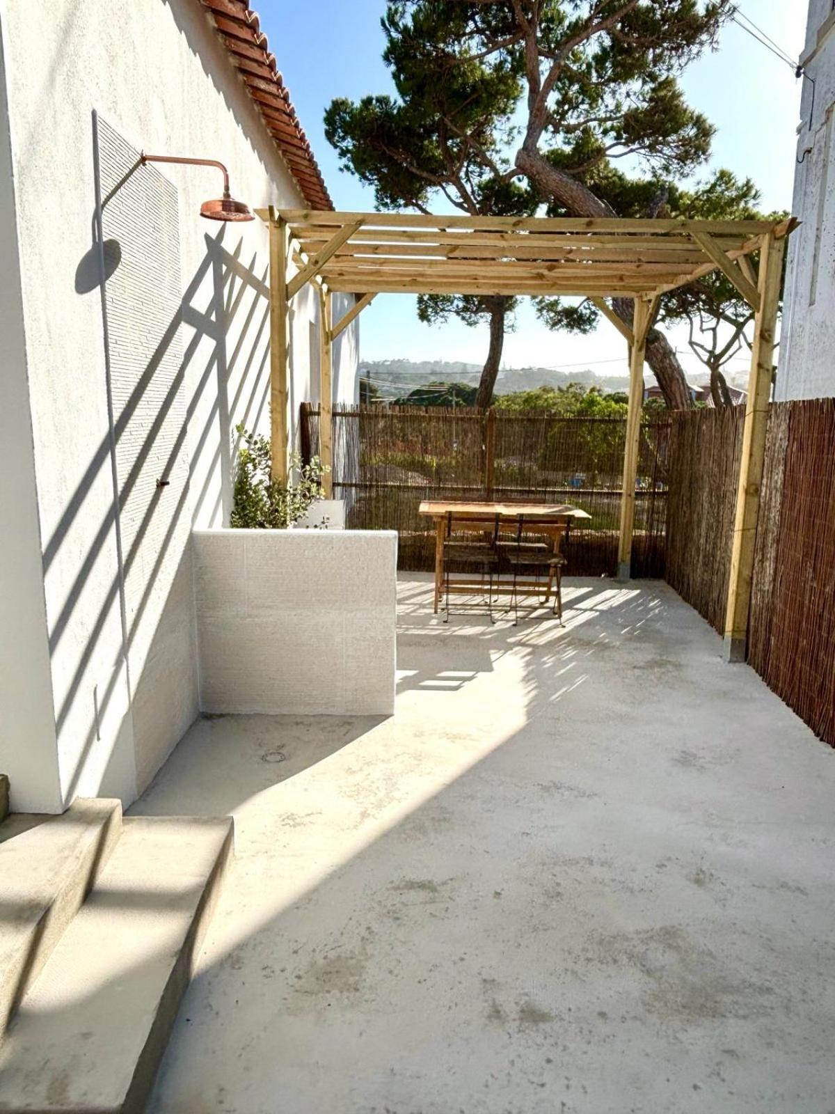 Pine & Apple Beach House Colares Exterior foto